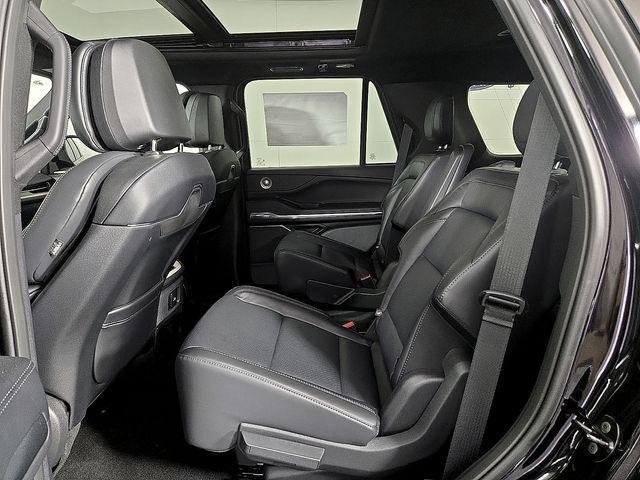 new 2026 Lincoln Navigator car, priced at $99,595