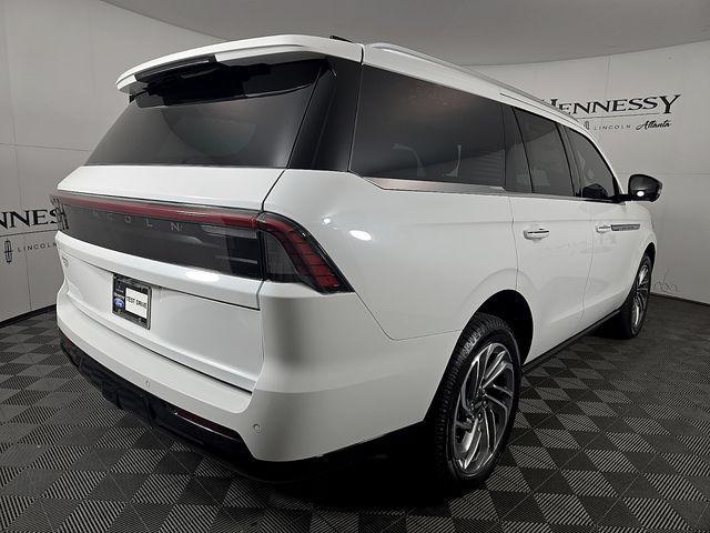new 2026 Lincoln Navigator car, priced at $97,365