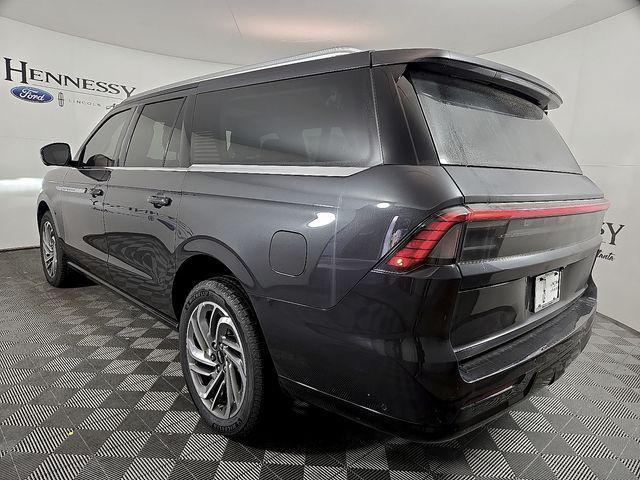 new 2025 Lincoln Navigator car, priced at $98,451