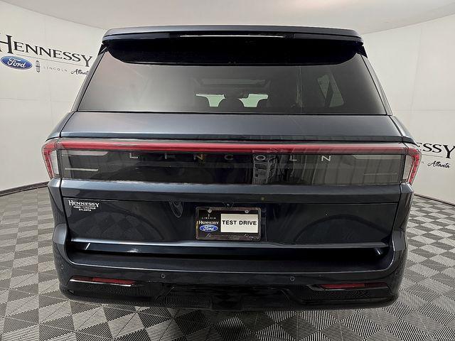 new 2026 Lincoln Navigator car, priced at $110,418