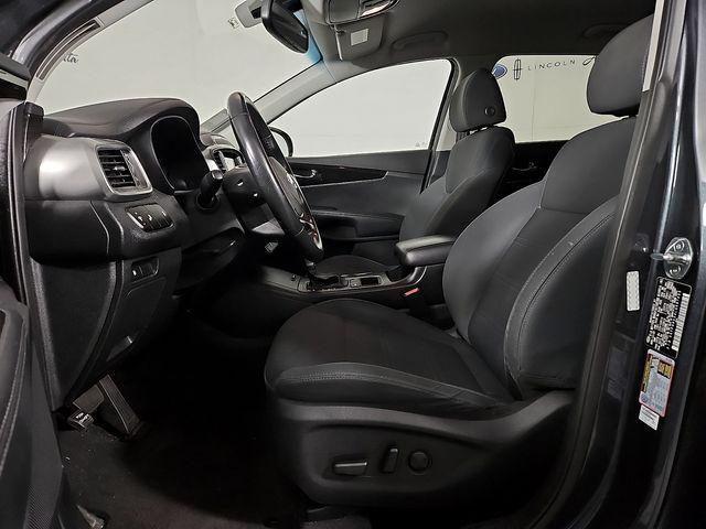 used 2020 Kia Sorento car, priced at $14,622