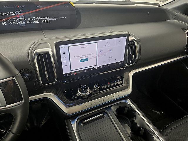 new 2026 Ford Expedition car, priced at $79,502