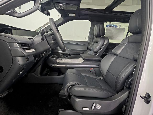 new 2026 Lincoln Navigator car, priced at $103,753
