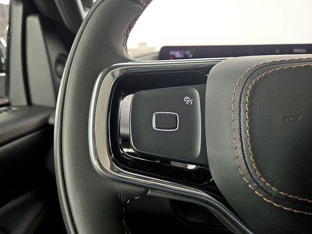 new 2025 Lincoln Navigator car, priced at $111,506