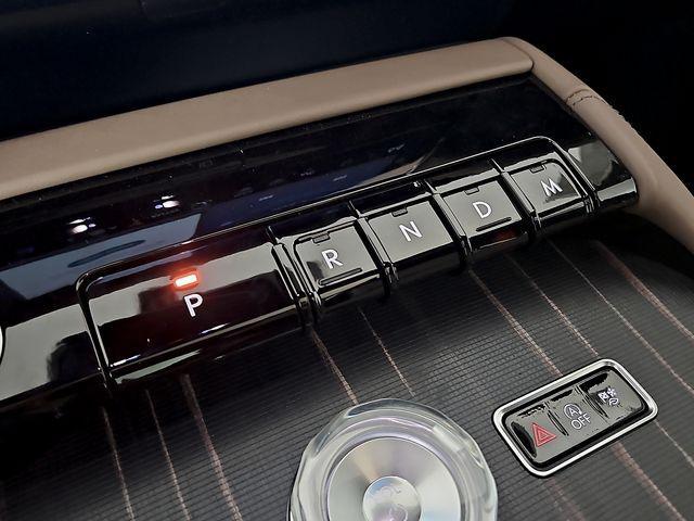 new 2026 Lincoln Navigator car, priced at $121,123