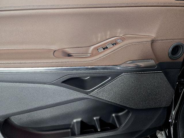 new 2025 Lincoln Navigator car, priced at $102,408