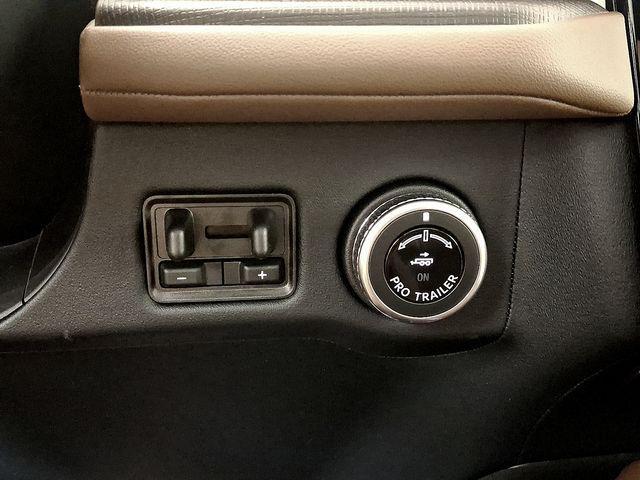 new 2025 Lincoln Navigator car, priced at $102,670