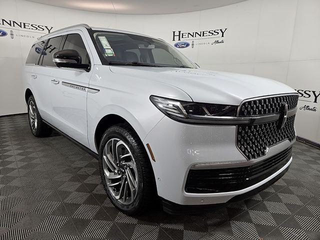 new 2025 Lincoln Navigator car, priced at $91,321