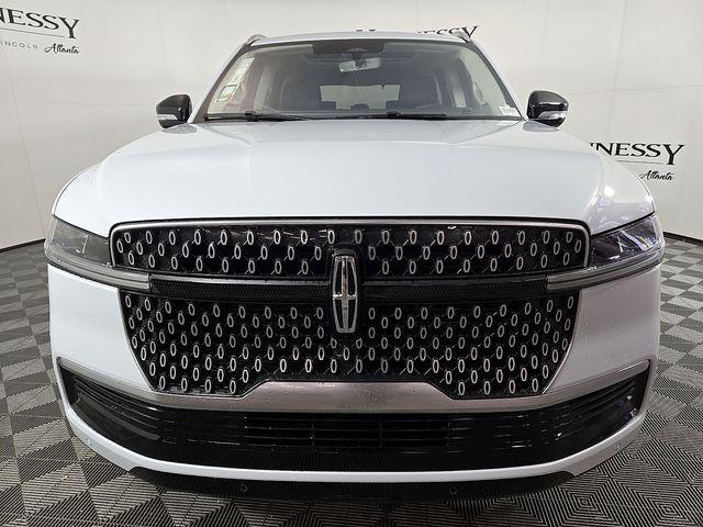 new 2025 Lincoln Navigator car, priced at $91,321