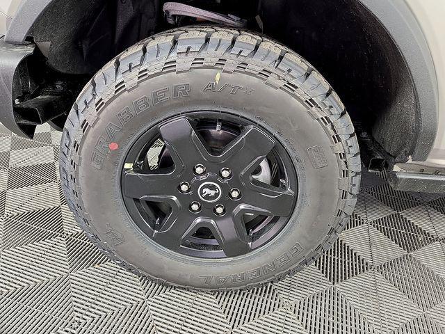 new 2025 Ford Bronco car, priced at $49,100