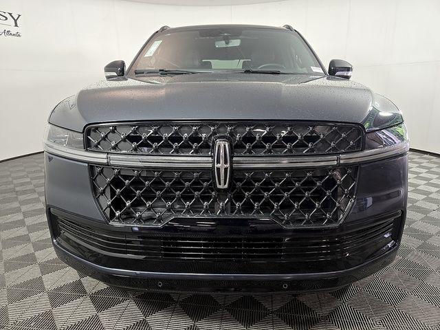 new 2026 Lincoln Navigator car, priced at $100,345