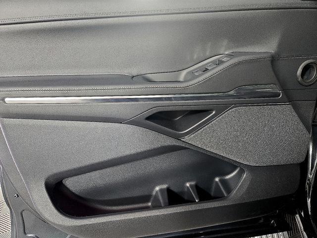 new 2025 Lincoln Navigator car, priced at $101,437