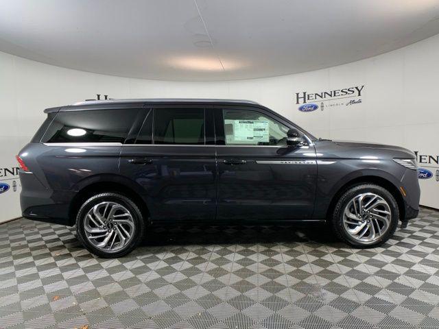 new 2025 Lincoln Navigator car, priced at $95,542