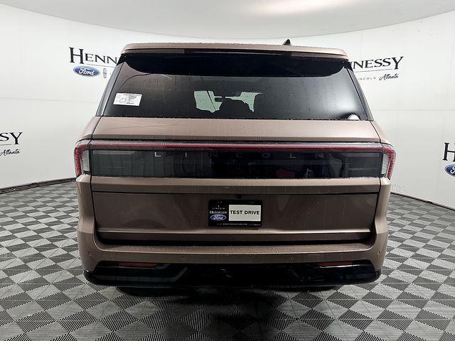 new 2026 Lincoln Navigator car, priced at $114,250