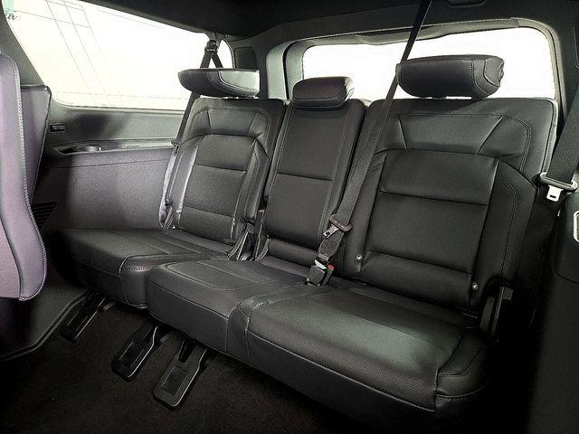 new 2025 Lincoln Navigator car, priced at $101,437