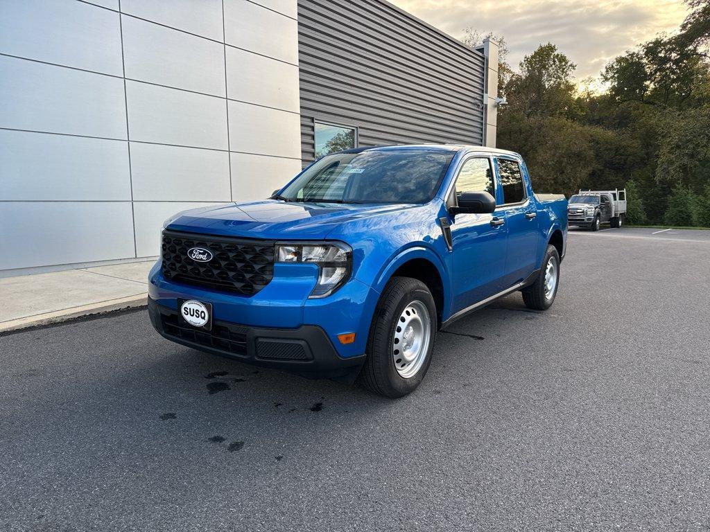 new 2025 Ford Maverick car, priced at $30,045