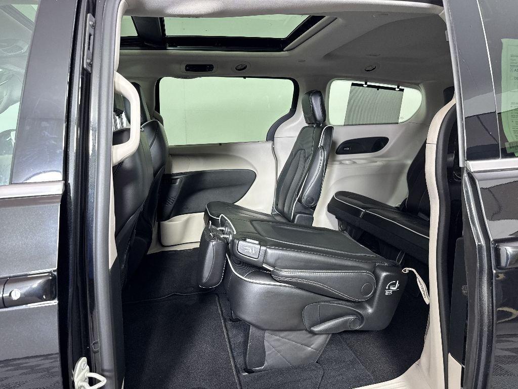 used 2023 Chrysler Pacifica car, priced at $31,990