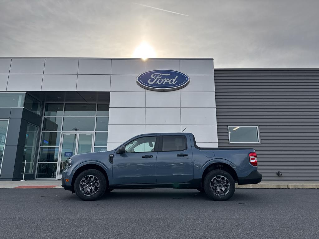 new 2025 Ford Maverick car, priced at $33,550
