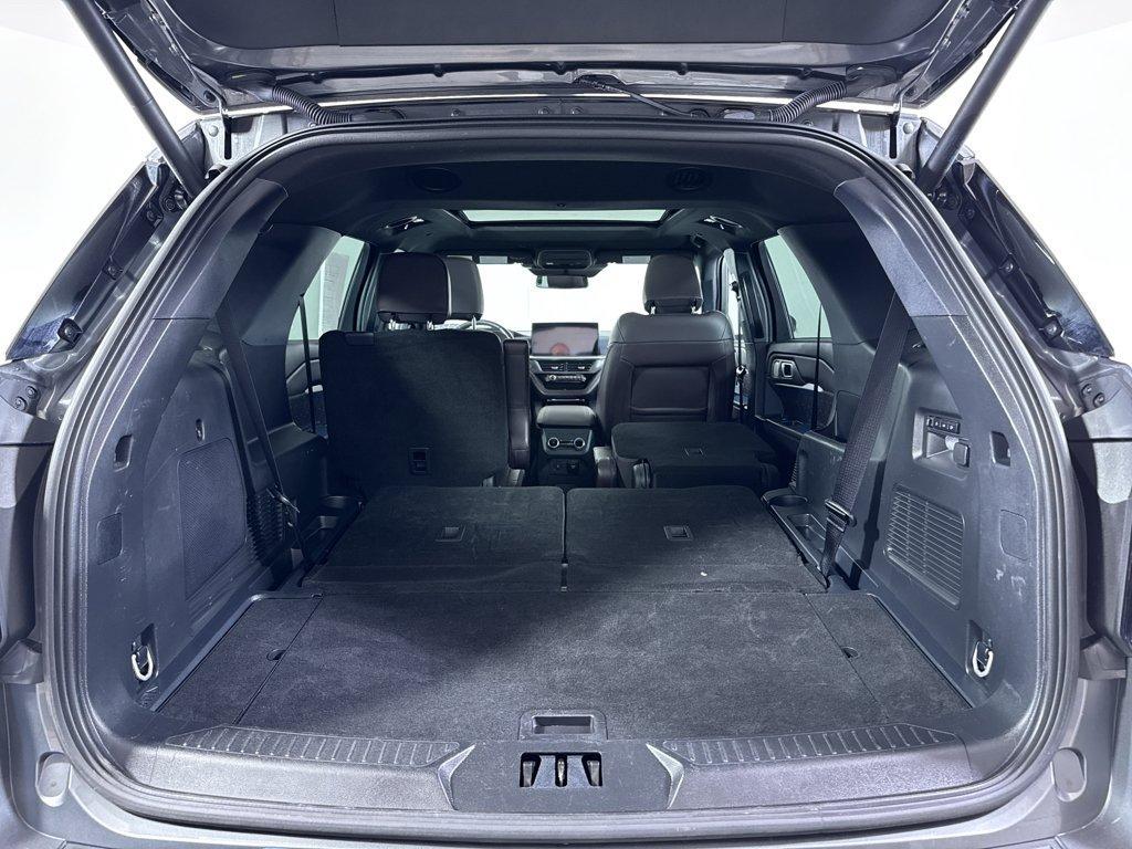 used 2025 Ford Explorer car, priced at $38,980