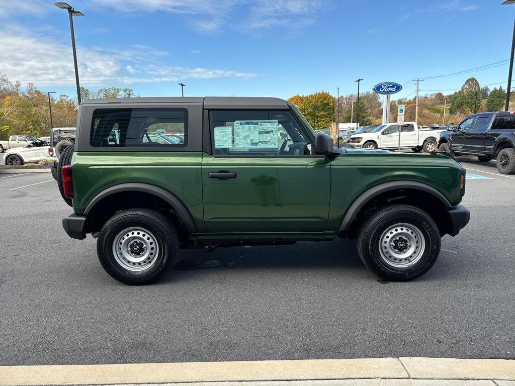 new 2025 Ford Bronco car, priced at $40,180