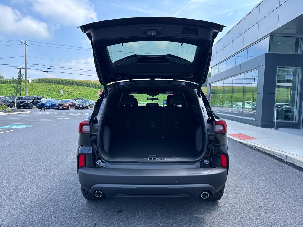 new 2025 Ford Escape car, priced at $28,085