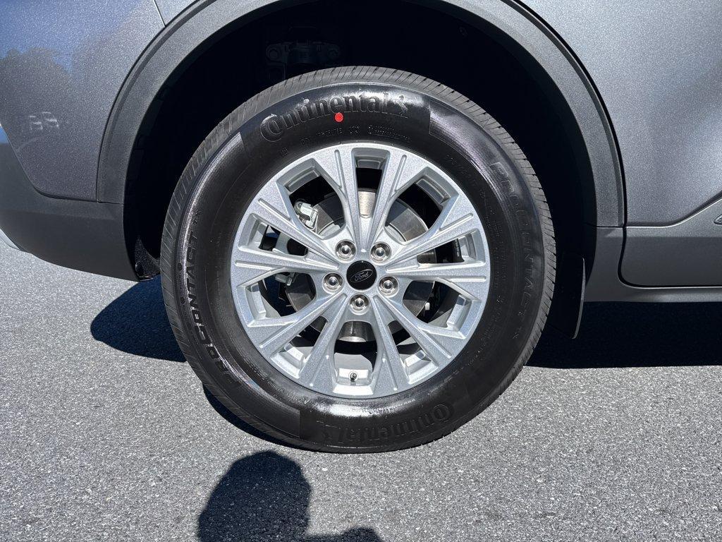 new 2026 Ford Escape car, priced at $27,245