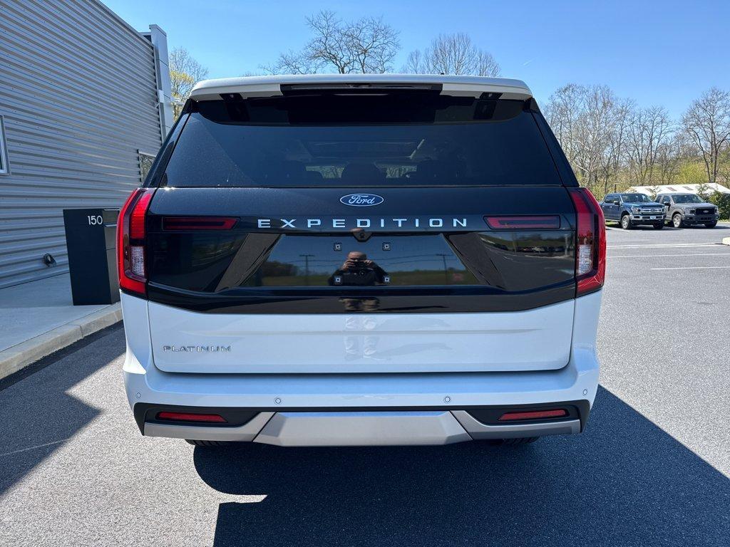 new 2026 Ford Expedition car, priced at $92,205