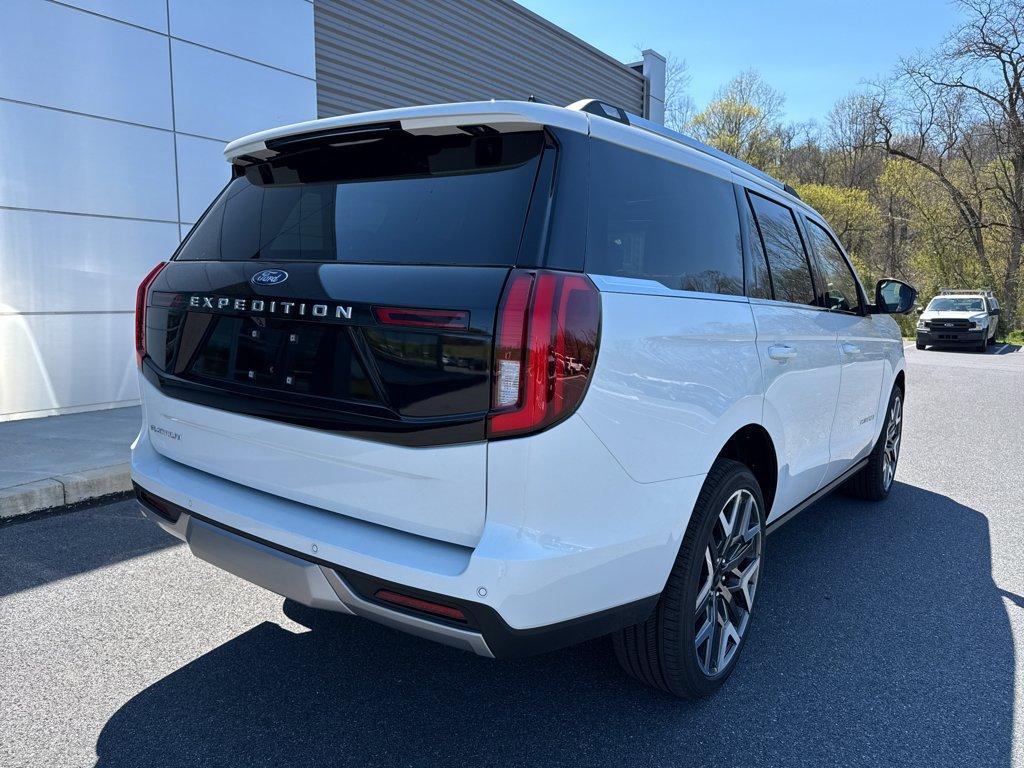new 2026 Ford Expedition car, priced at $92,205