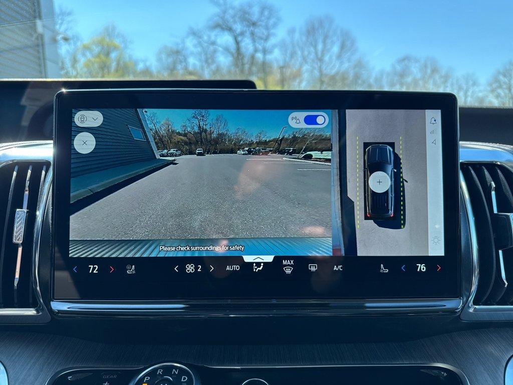 new 2026 Ford Expedition car, priced at $92,205