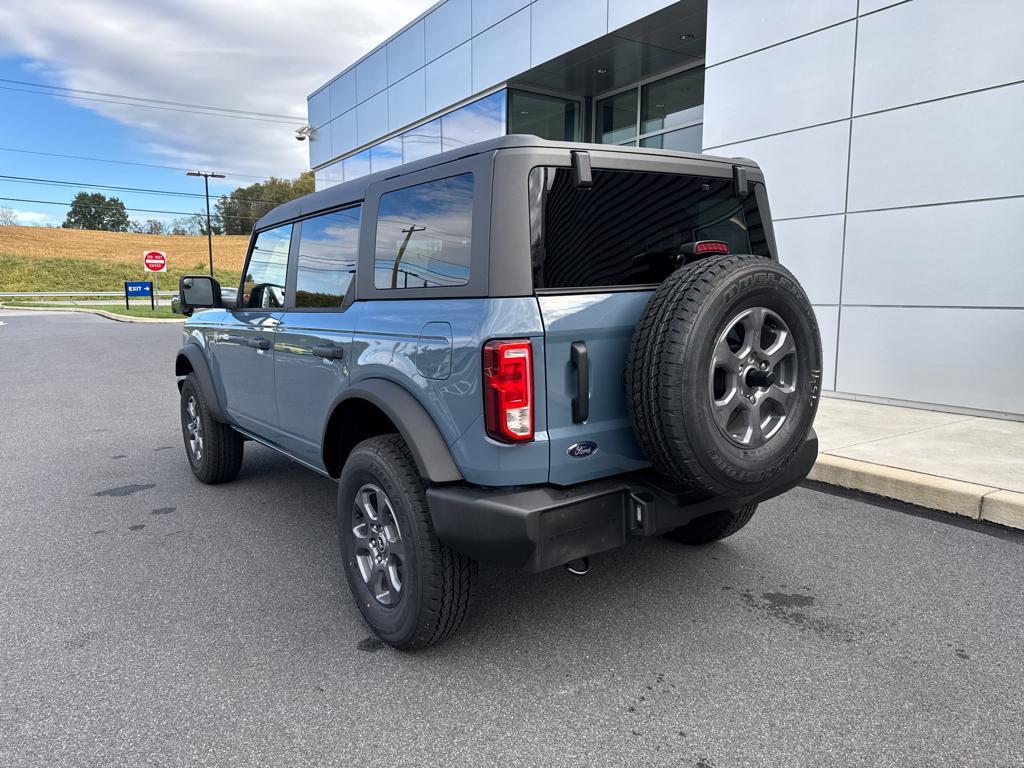 new 2025 Ford Bronco car, priced at $43,925