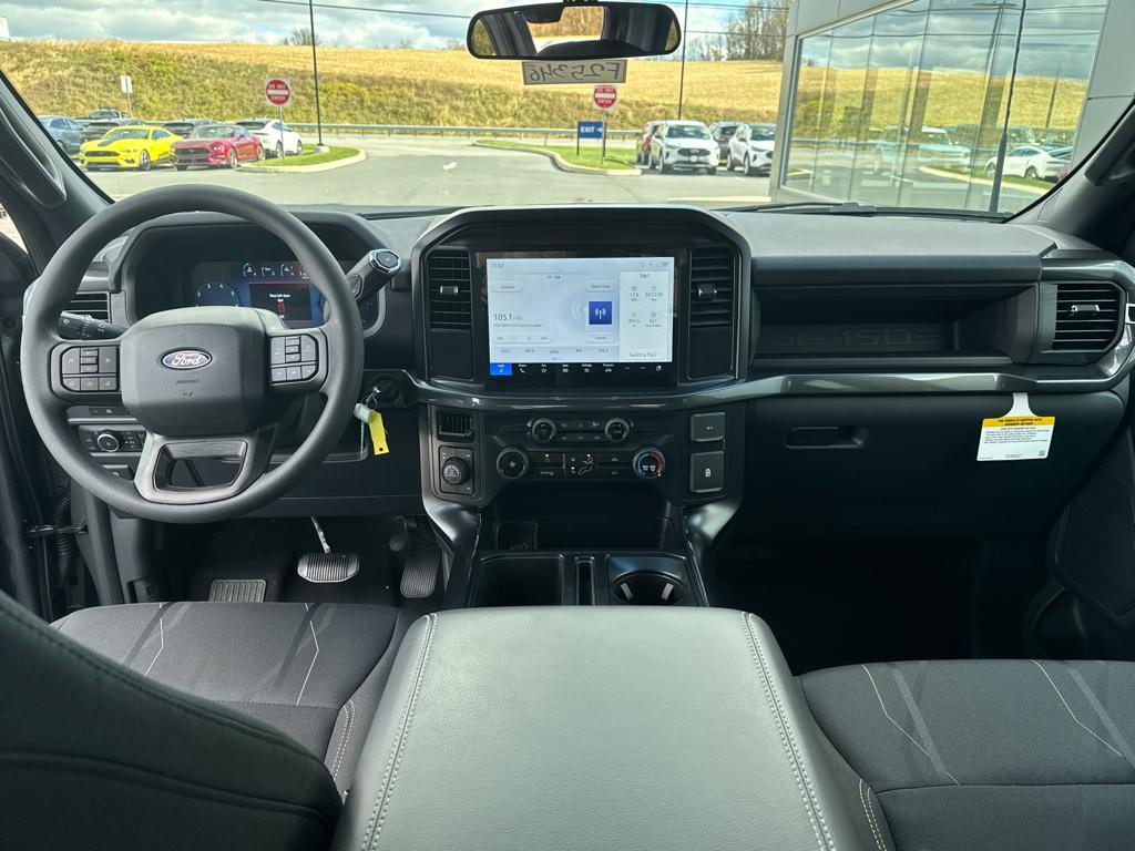 new 2025 Ford F-150 car, priced at $46,390