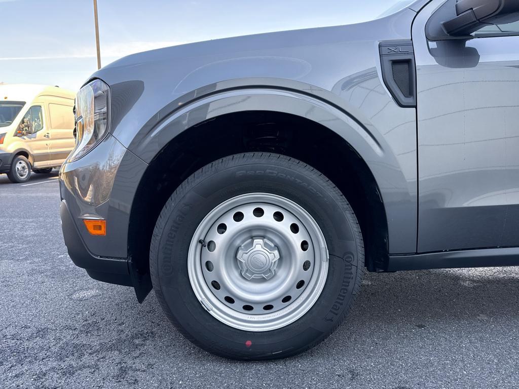 new 2025 Ford Maverick car, priced at $30,520