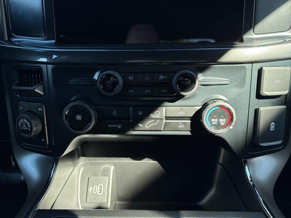 new 2025 Ford F-150 car, priced at $49,660