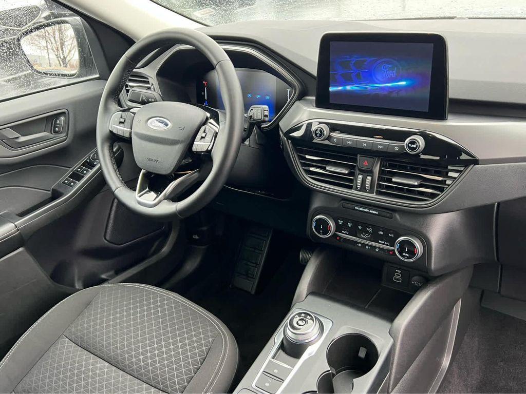used 2024 Ford Escape car, priced at $20,495