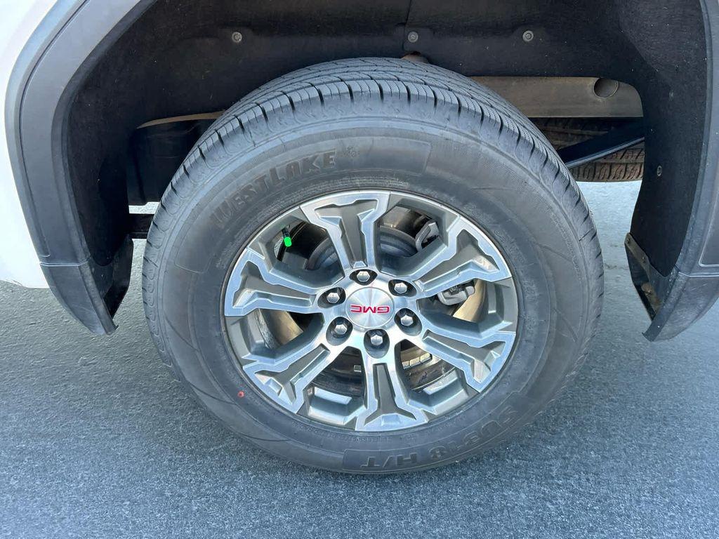 used 2025 GMC Sierra 1500 car, priced at $41,057