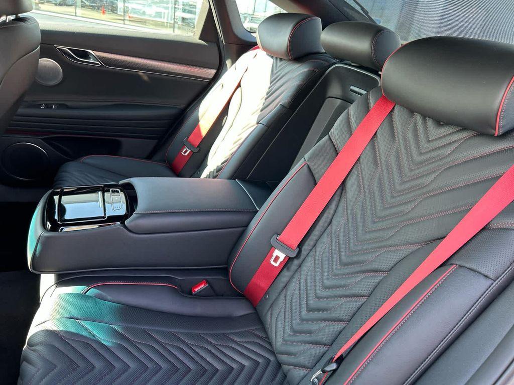 new 2025 Genesis G80 car, priced at $67,055