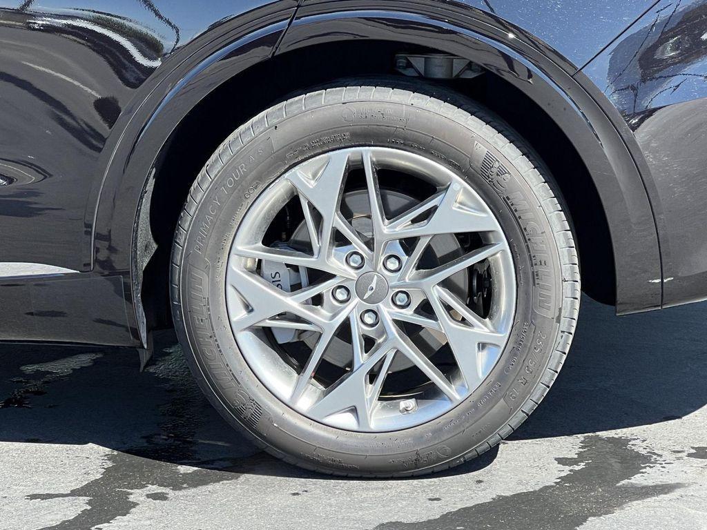 new 2025 Genesis GV70 car, priced at $44,637