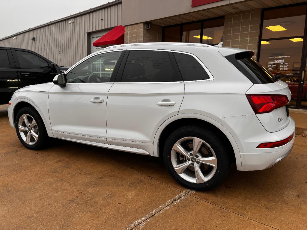 used 2020 Audi Q5 car, priced at $23,899