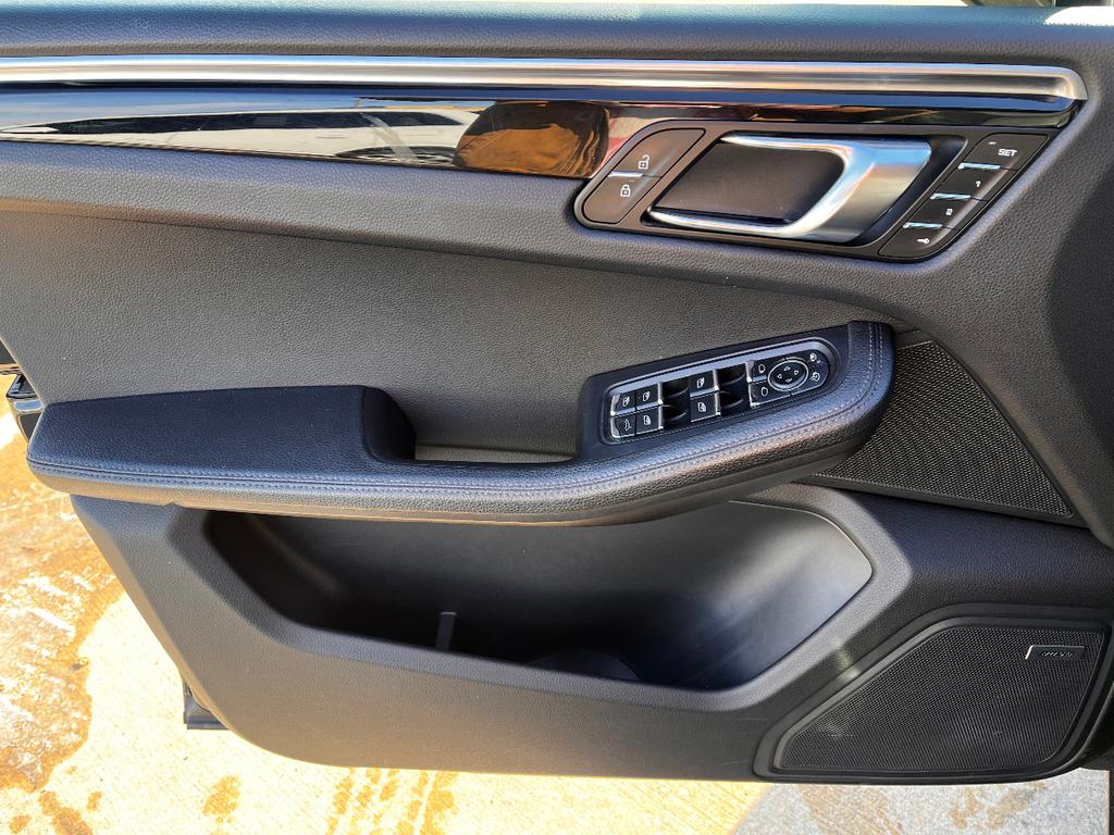 used 2020 Porsche Macan car, priced at $29,999