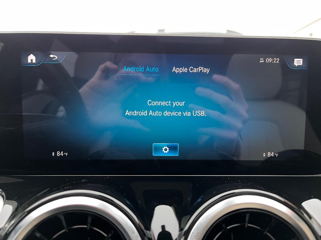 used 2021 Mercedes-Benz GLB 250 car, priced at $22,999