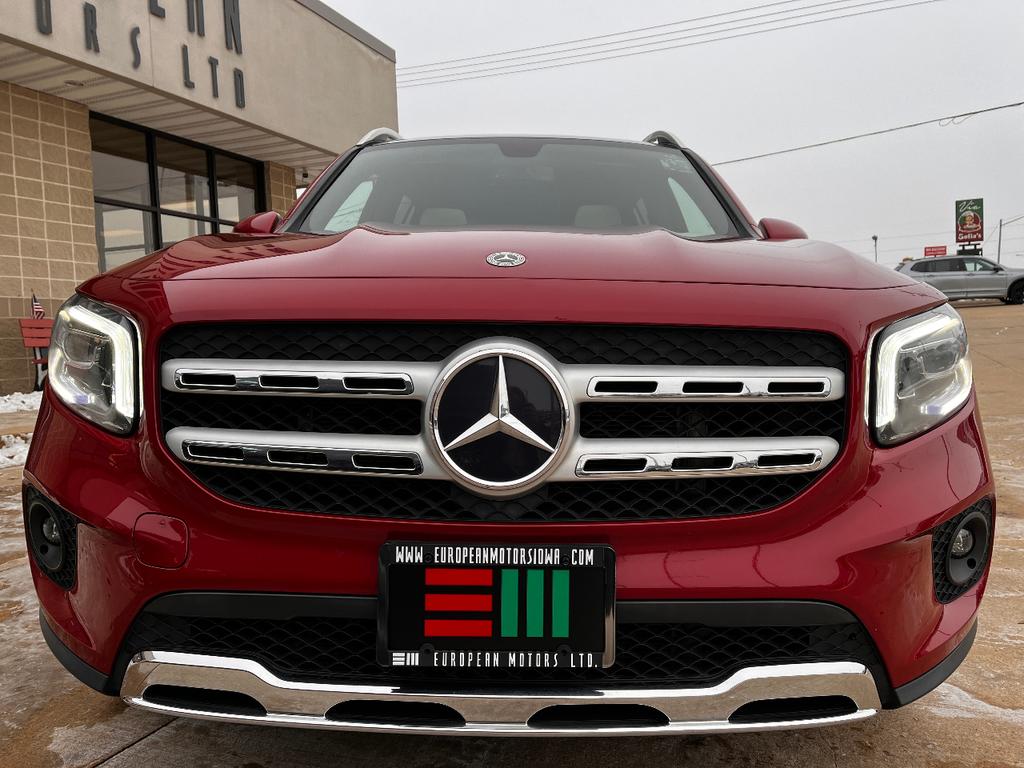 used 2021 Mercedes-Benz GLB 250 car, priced at $22,999