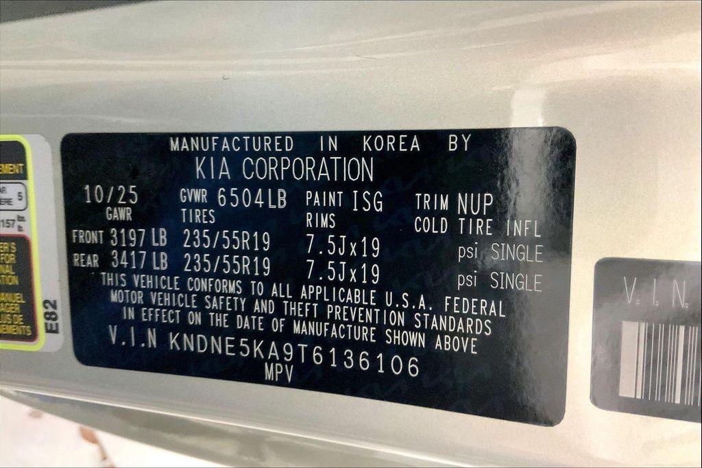 new 2026 Kia Carnival Hybrid car, priced at $57,732