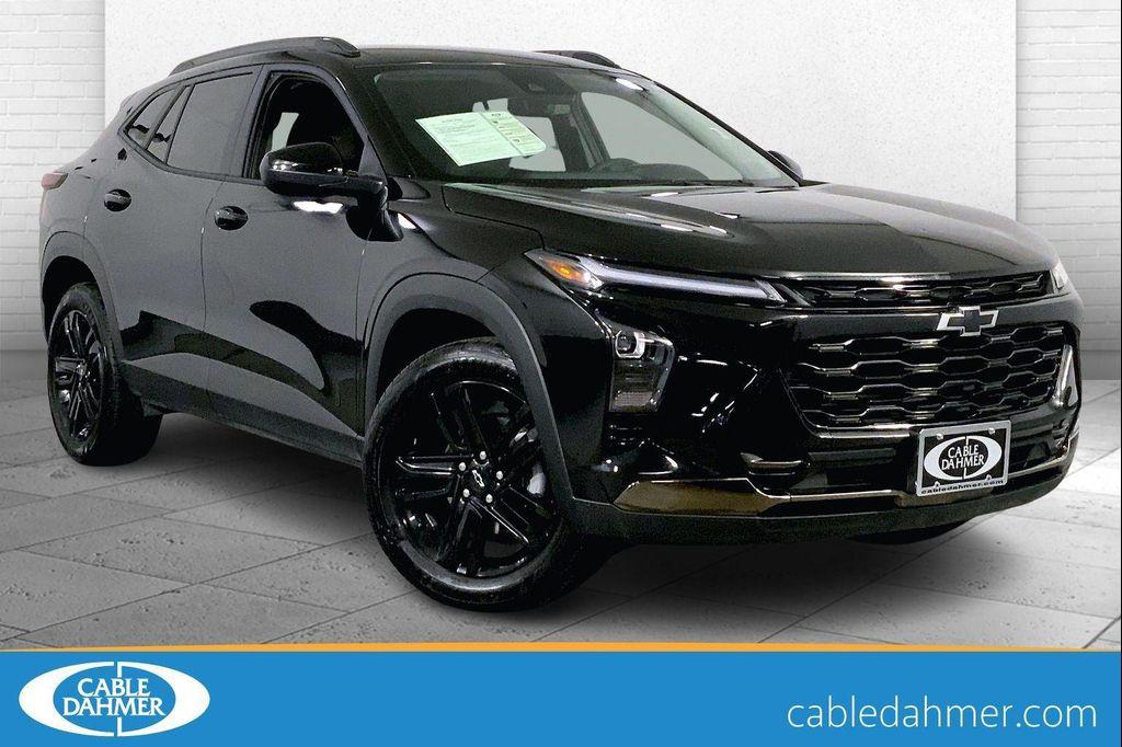 used 2025 Chevrolet Trax car, priced at $24,199