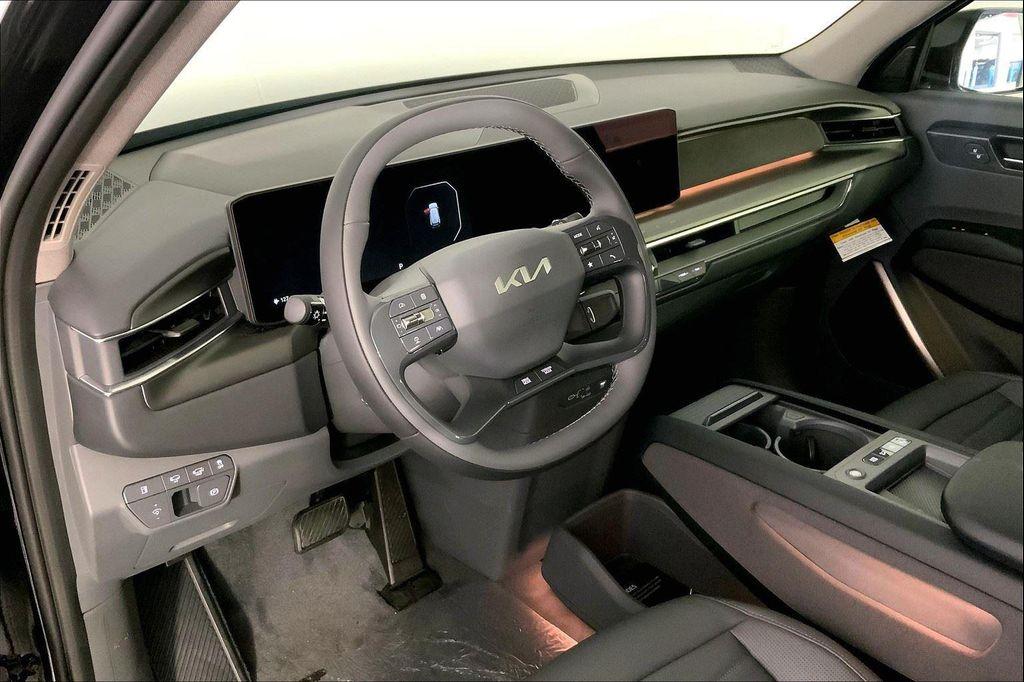 new 2026 Kia EV9 car, priced at $67,977