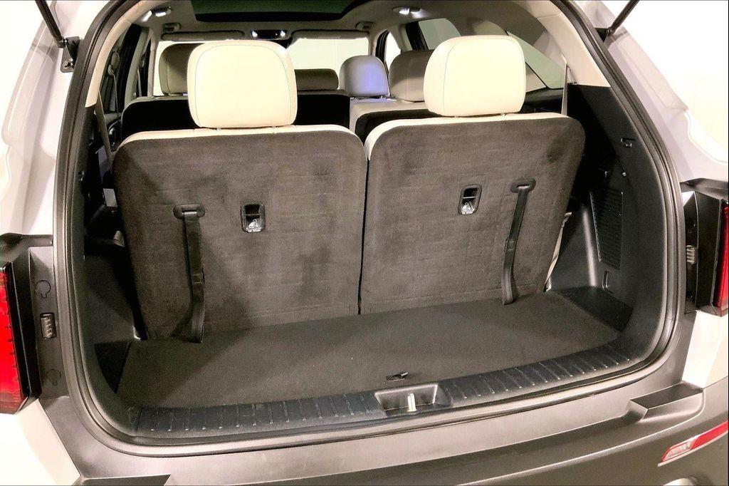 used 2022 Kia Sorento car, priced at $27,499