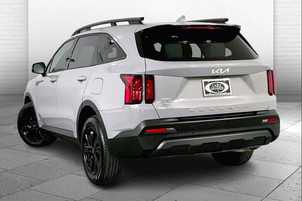 used 2022 Kia Sorento car, priced at $27,499