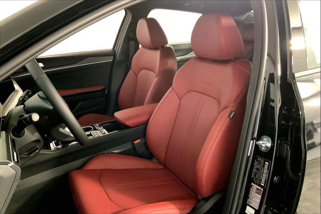 new 2026 Kia K5 car, priced at $29,080