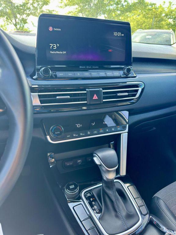 used 2024 Kia Seltos car, priced at $21,999