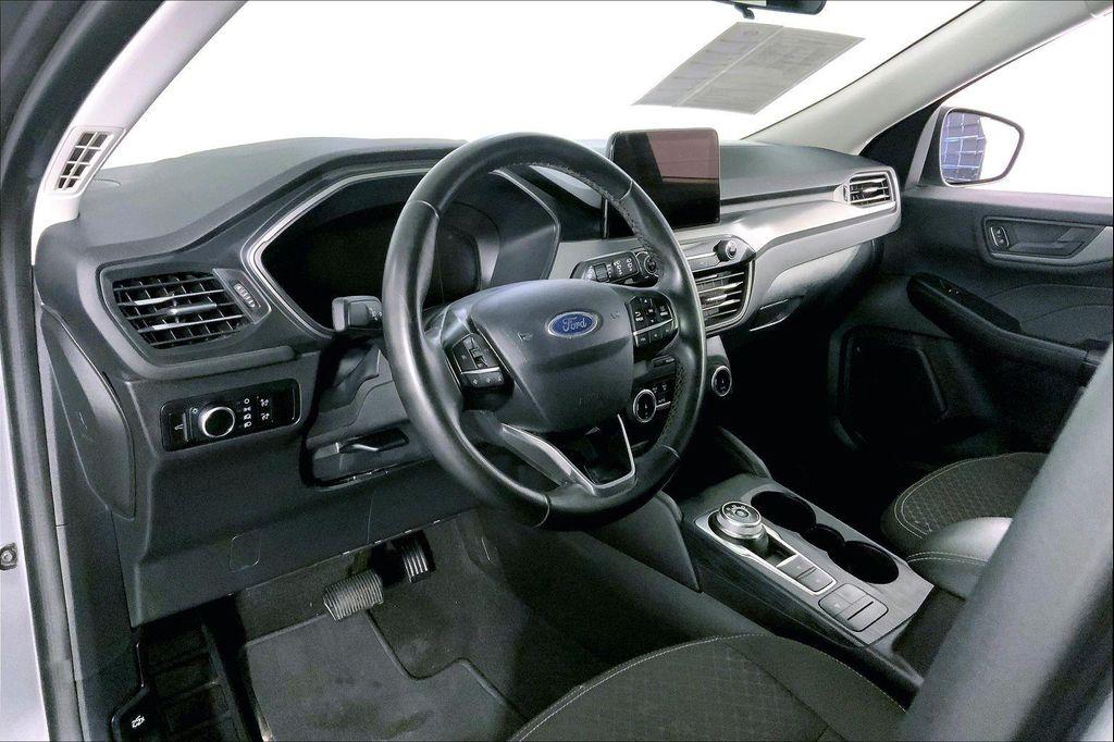 used 2024 Ford Escape car, priced at $15,999