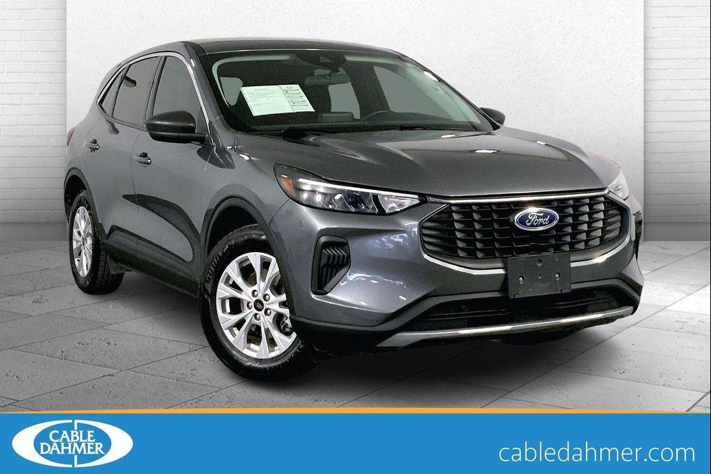 used 2024 Ford Escape car, priced at $17,499